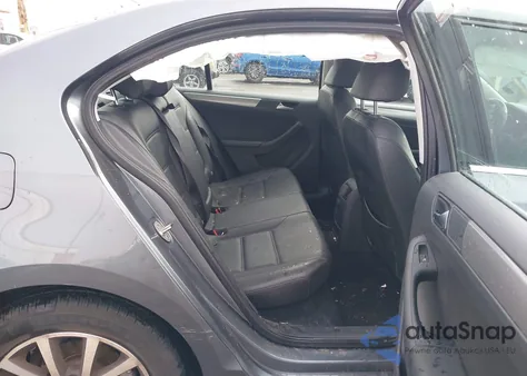 2017 Volkswagen Jetta 1.4T Se z USA, uszkodzony, nr VIN 3VWDB7AJ0HM357549